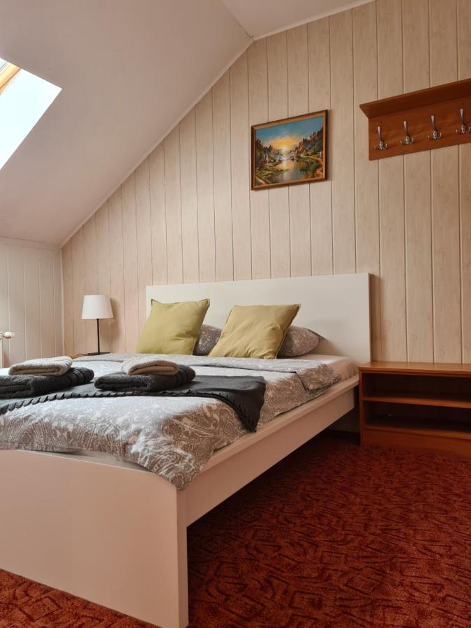 Guest House Kaktus Ryga Zewnętrze zdjęcie